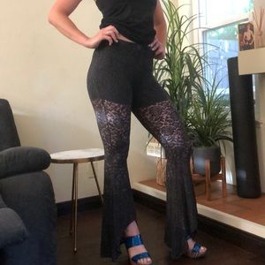 Flare lace leggings